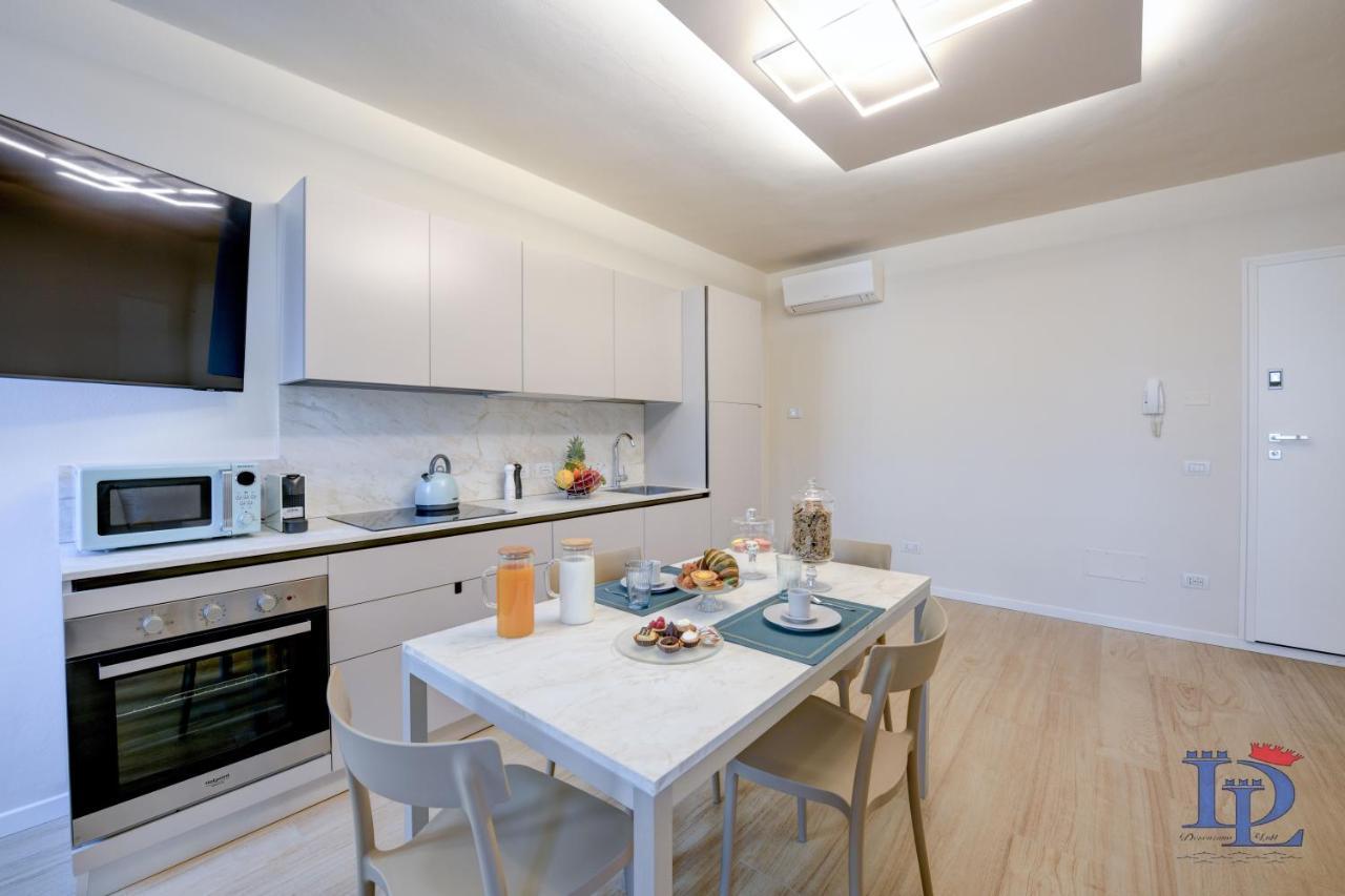 Desenzanoloft Official Partner Marriott Homes & Villas - Apa Dom Downtown Family Apartment Desenzano del Garda Exterior foto