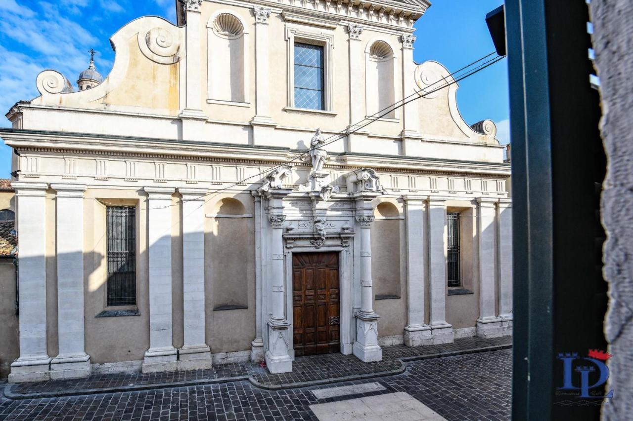 Desenzanoloft Official Partner Marriott Homes & Villas - Apa Dom Downtown Family Apartment Desenzano del Garda Exterior foto
