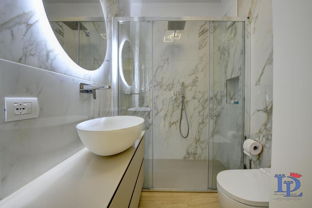 Desenzanoloft Official Partner Marriott Homes & Villas - Apa Dom Downtown Family Apartment Desenzano del Garda Exterior foto
